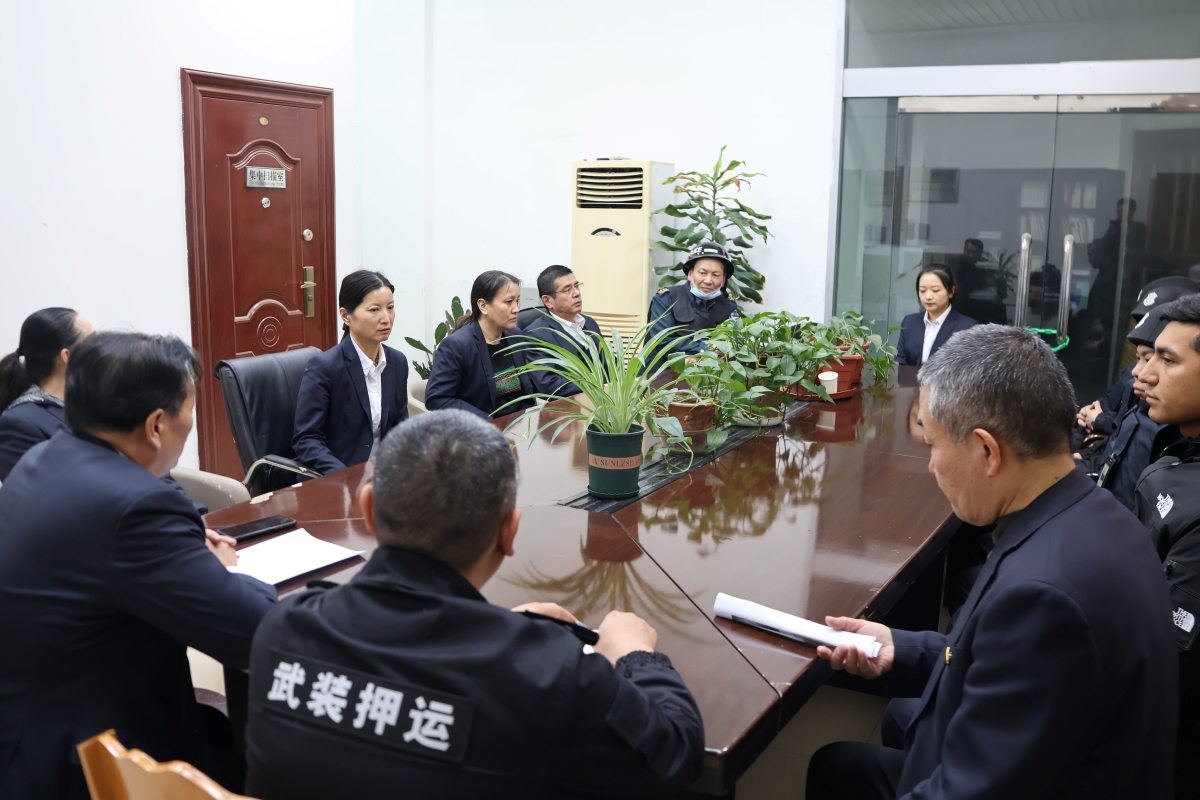 着眼实战抓演练 银企联动保安全——博州金盾押运公司与中国银行博州分行联合开展金融安全应急演练   