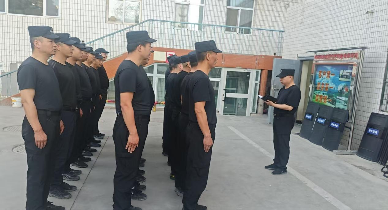 提高响应能力  增强全员安全防范意识——哈密神舟保安服务有限公司押运分公司工行中队组织开展防震应急演练